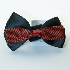 Black & Red Patterned Dog Collar Bow Tie with Velcro Wraparound Attachment, NWT